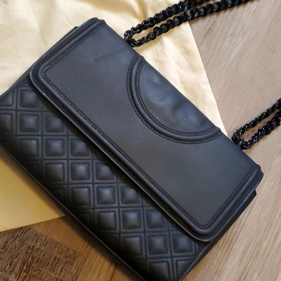 Tory Burch Fleming Matte Convertible Shoulder Bag - Picture 5 of 14